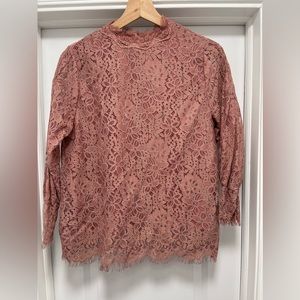 Dusty Rose Lace Top with Keyhole Button Closure, SIZE M